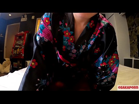 ❤️ Mladá cosplay dívka miluje sex až k orgasmu se squirtem v koníčku a výstřikem. Asijská dívka s chlupatou kundičkou a krásnými prsy v tradičním japonském kroji v amatérském videu předvádí masturbaci s mrdacími hračkami. Sakura 3 OSAKAPORN. ❤ Šukání video u nás ❌️