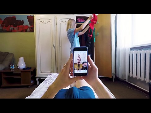 ❤️ Nevlastní sestra donutila svého bratra udělat se těsně předtím, než se máma vrátila domů ❤ Šukání video u nás ❌️