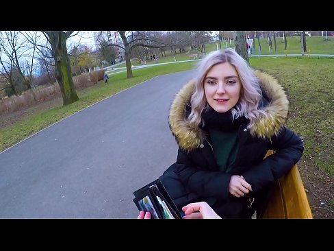 ❤️ Polyká cizí žhavé sperma za peníze - orál v parku Eva Elfie ❤ Šukání video u nás ❌️